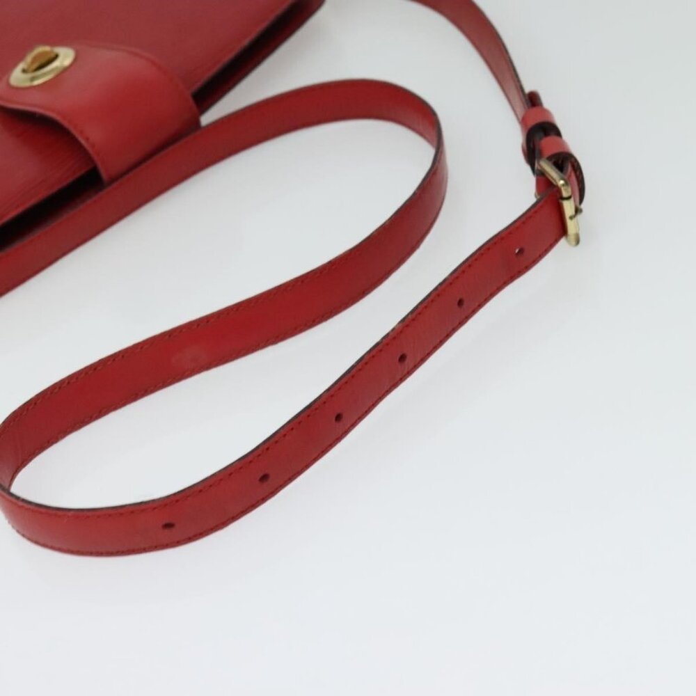 Authentic LOUIS VUITTON Epi Capuchin Shoulder Bag Red M52347 LV - Picture 14 of 16